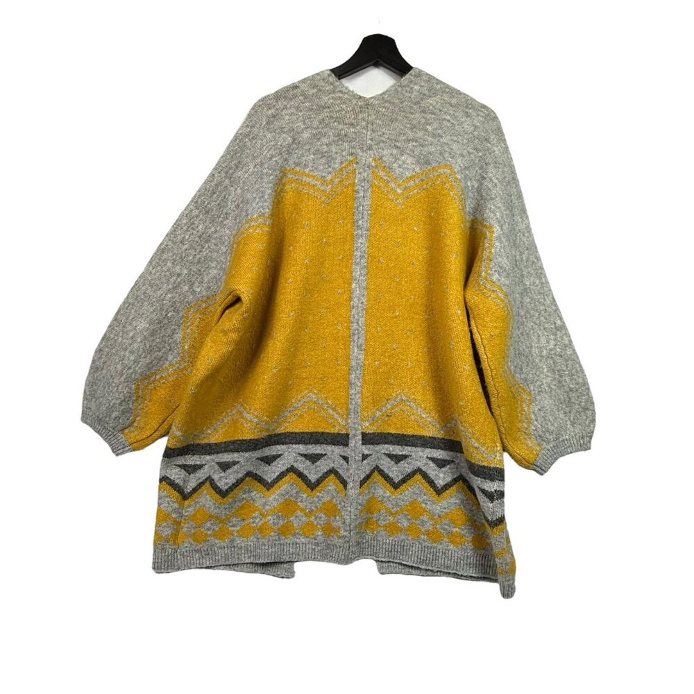 Rain + Rose Aztec Open Front Cardigan Size Medium Long Sleeve Gray Yellow - Picture 2 of 5